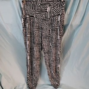A-Line Ruched Crop Pant